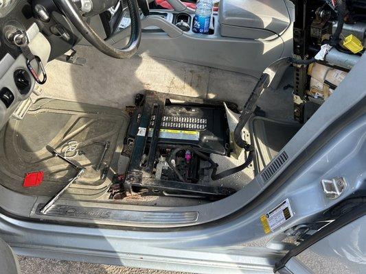 This was the in-parking lot process of changing the battery in the Porsche Cayenne.