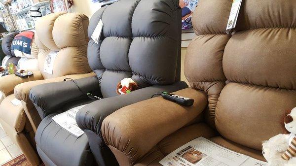 Golden Cloud Recliner Lift Chairs Shown in Brisa Fabric with heat and massage