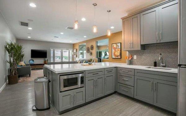 Kitchen at Redlands Park Apartments