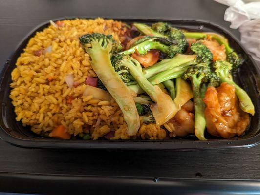 Shrimp and broccoli