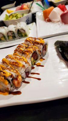 Out of Control Roll ~ tuna, salmon, yellowtail, avo, spicy mayo, eel sauce. My faves all rolled up, just Get it ;)