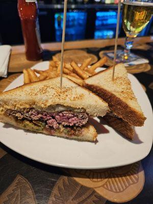 Colorado melt with fries