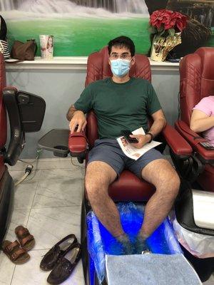 Pedi area with fiancé