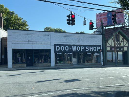 Doo-Wop Shop