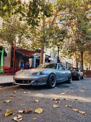 heartbeat.la NB Mazdaspeed Miata and NA M-Edition Miata on the way to Sonoma Raceway.