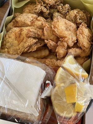 Combo box #2 ( 5 pieces of fish of your choice and jumbo shrimp, jar of oysters, and two sides).