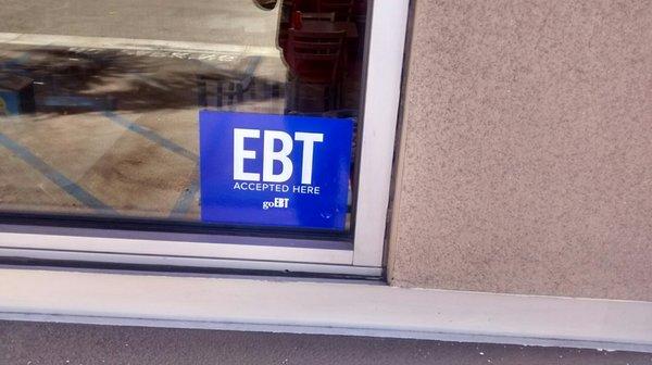 WRONG. False advertising. If you're on EBT, eat somewhere else.