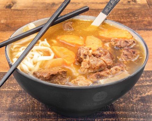 Pu-Erh Flavored Beef Stew Noodle Soup