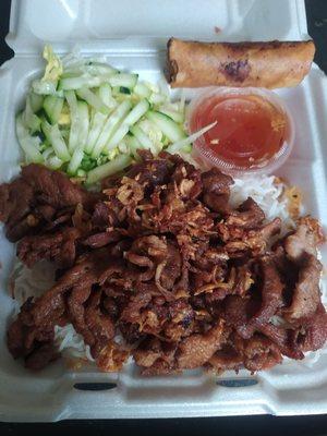 Vermicelli BBQ pork and egg roll with vegetable