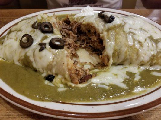 Burrito mojado con carnitas