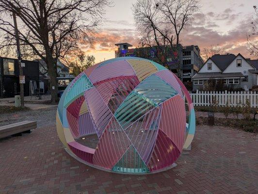 Bubble, Lawrence Plaza, Bentonville