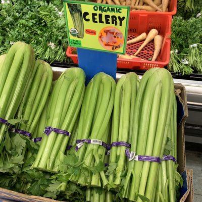 $1.99 Organic Celery {8/25/2022}