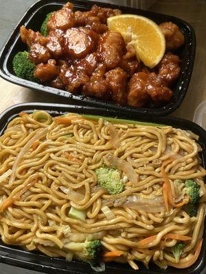 Vegetable Lo mein & orange chicken