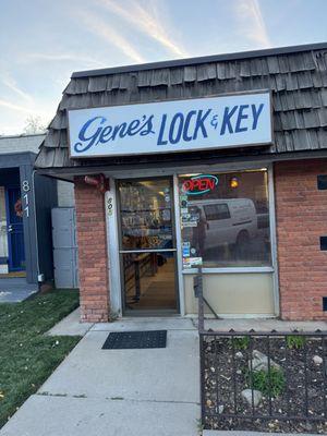 Gene's Lock & Key