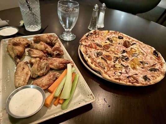 Lemon Pepper Wings & Vegetariana Pizza