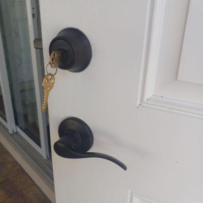 Locks change in Sarasota Florida. 
Breezy Locksmith.