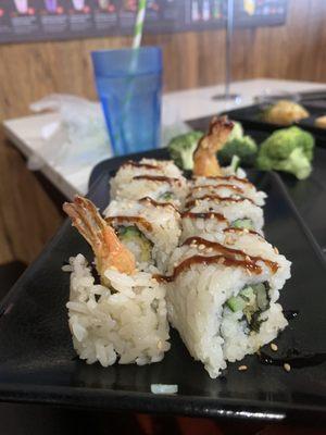 Shrimp tempura roll