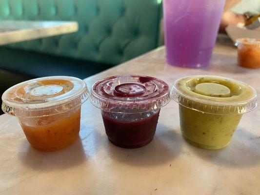 L-R: Mango Jalapeño Pineapple salsa (Médium) , Blueberry habanero (HOT), guac cilantro salsa (Mild)