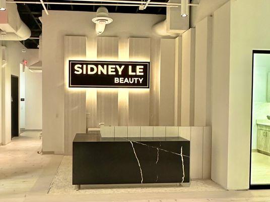 Sidney Le Beauty – Roseville