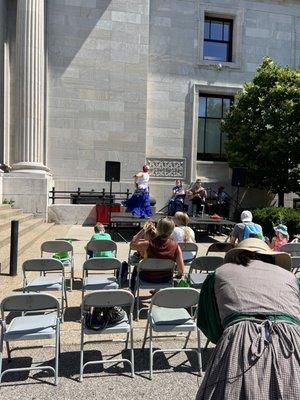 Flamenco Louisville at the Sumemr reading kick-off party 2022