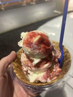 Strawberry Cheesecake Chunk In Waffle Bowl