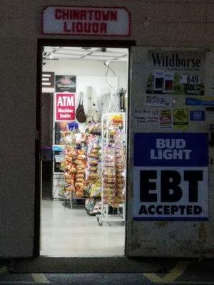 I used to take my pops here, so he could pick up his Chinese newspaper. The entrance area fronts a parking/loading dock.