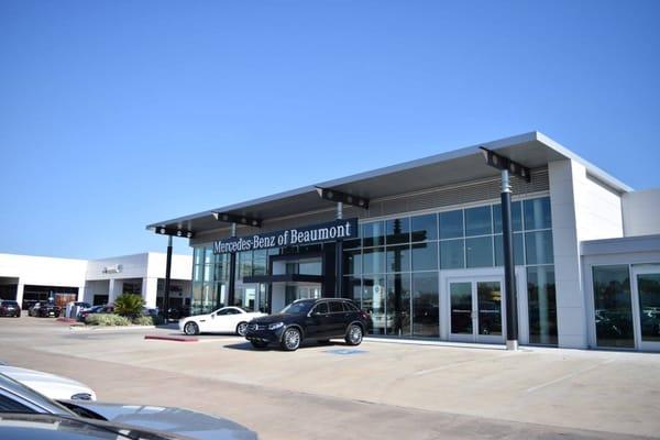 Welcome to Mercedes-Benz of Beaumont, how can we help you today?