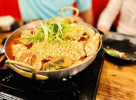 Rice cake hotpot