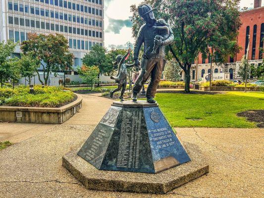 Firefighter memorial and park on the corner of 6th St and Jefferson