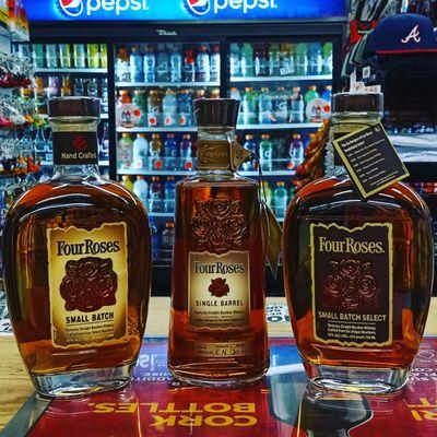 #fourrosesbourbon #fourrosessmallbatchselect #fourrosessinglebarrel #fourrosessmallbatch #bourbonwhiskey