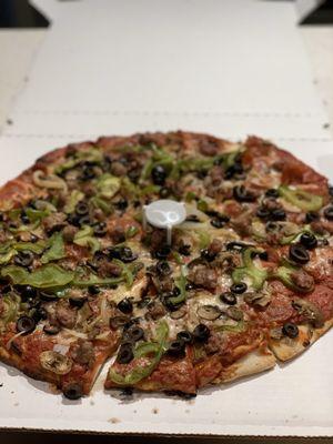 Deluxe pizza