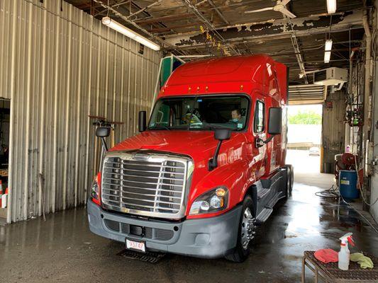 Boston Truck Wash & Fuel - Truck Wash & Cleaning