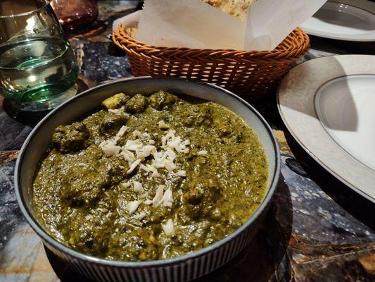 Palak paneer