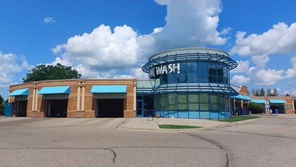 Cheap car wash - Exterior for only $12.99, and comes with Towel Dry,  Blowout with airhose.