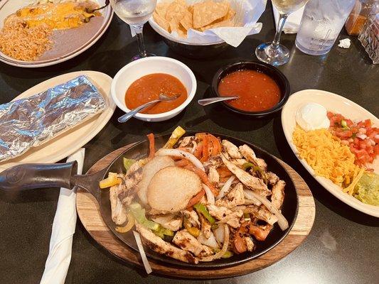 Chicken Fajita Feast! Sooooo good!