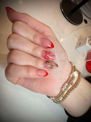 nails