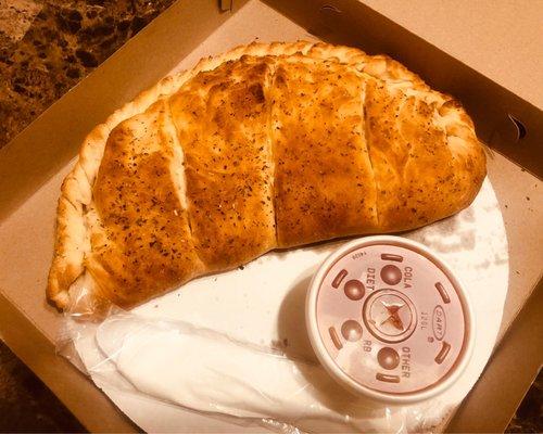 Pepperoni calzone/sauce