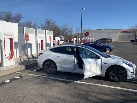 Lots of chargers near I-5