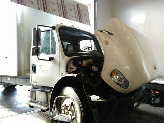 New freightliner windshield for PDX Movers