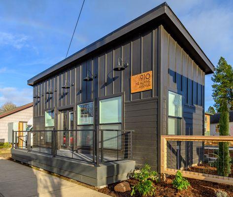 Cottage #1 - The Urban Loft with private deck facing Alpine Avenue.