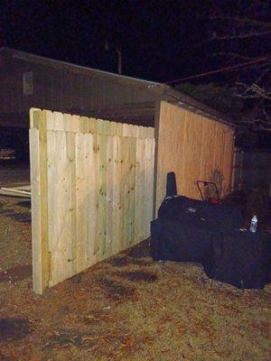 Fence replacement at backyard