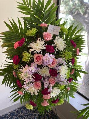 Very nice flower arrangement