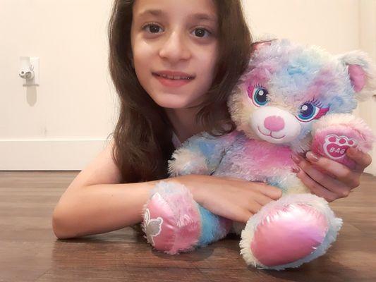 Who does not want a friend... then make your own bear!?!
 
 [BUILD A BEAR]!!