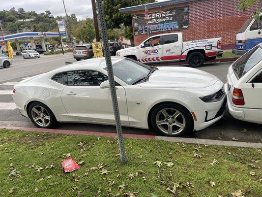 Parking in the red blocking me in with no regards to other peoples property even customers car.