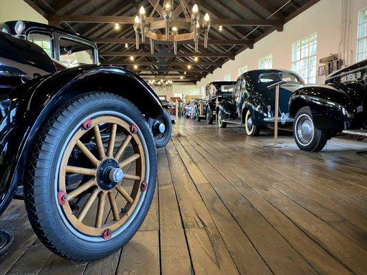 Estes-Winn Antique Car Museum