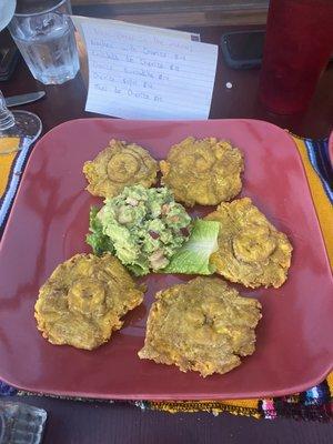 Guacamole and tostones were delicious!