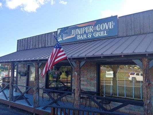 The front of the restaurant.