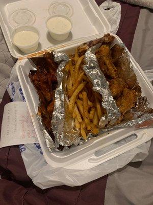 Honey BBQ and Spicy Cajun ranch with *Cajun Fries (Large)