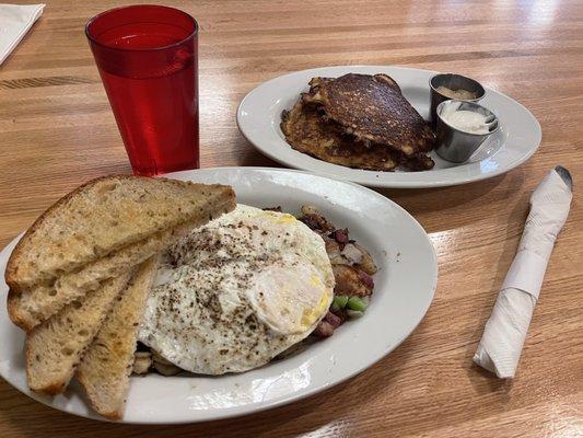 Corned beef hash and a potato pancake