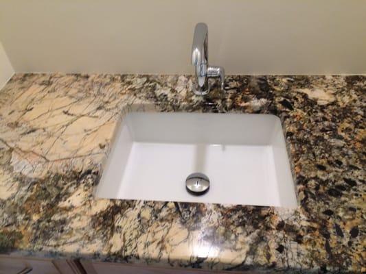 Counter top with under mount sink